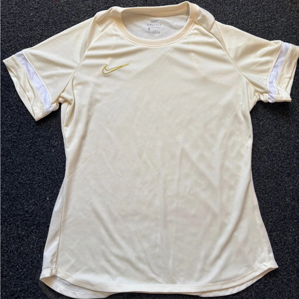 Nike Cream Short Sleeve Sports Tee